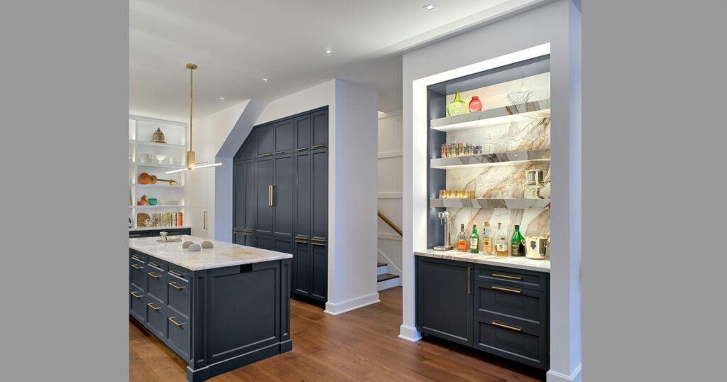 Custom Home Bar Chgicago